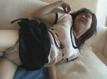 とってもしゃぶり好きな若妻 NON シーン画像