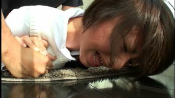 スゴ~く!制服の似合う素敵な娘 よしの シーン画像