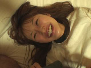 天然発情娘の性愛 ひとみ19歳学生密室ハメ撮り シーン画像