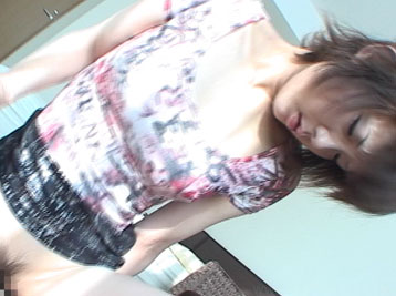 着エロAV 結城あゆ シーン画像