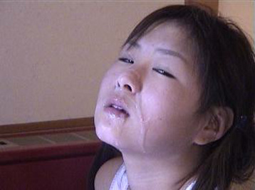 極楽映像1&2 告白淫語娘ひとみ&白濁レイプ娘じゅん シーン画像